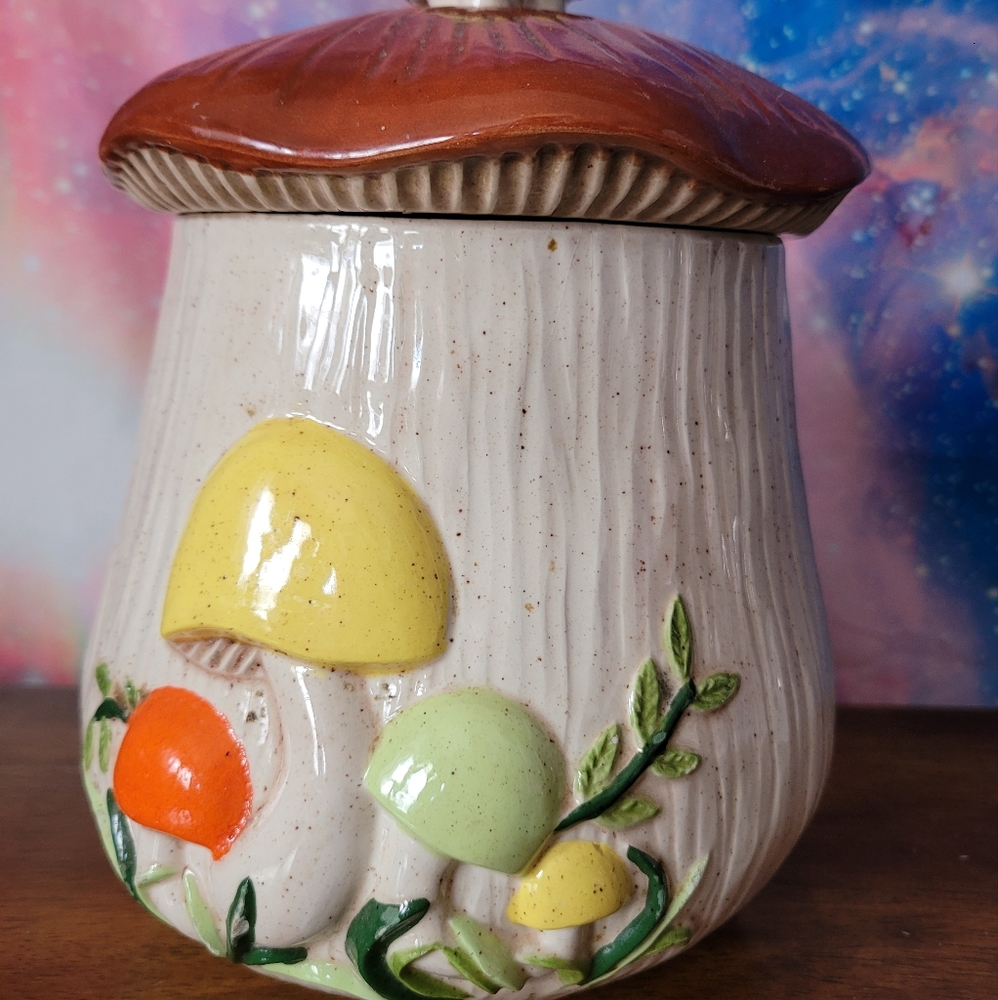 Handmade Merry Mushroom Style Vintage Cookie Jar 1985